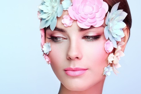 让脸变胖的最佳动作,4个动作让脸变年轻