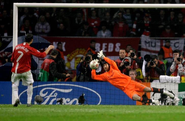 盘点足球史上不可思议的点球,足球史上最差劲的15个点球