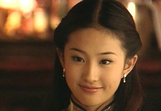 刘亦菲晒腹肌,此为有史以来尺度最大的自拍?健身教练喊其老婆?