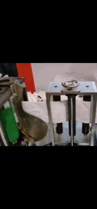 福建口罩转产,企业转型生产口罩防护服