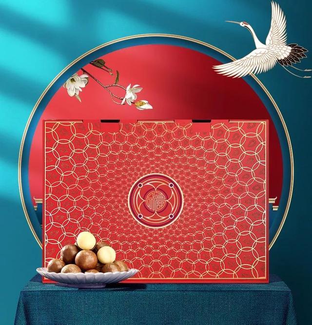 洽洽出了款LV版包装设计,瞄一眼,是吃不起的瓜子了