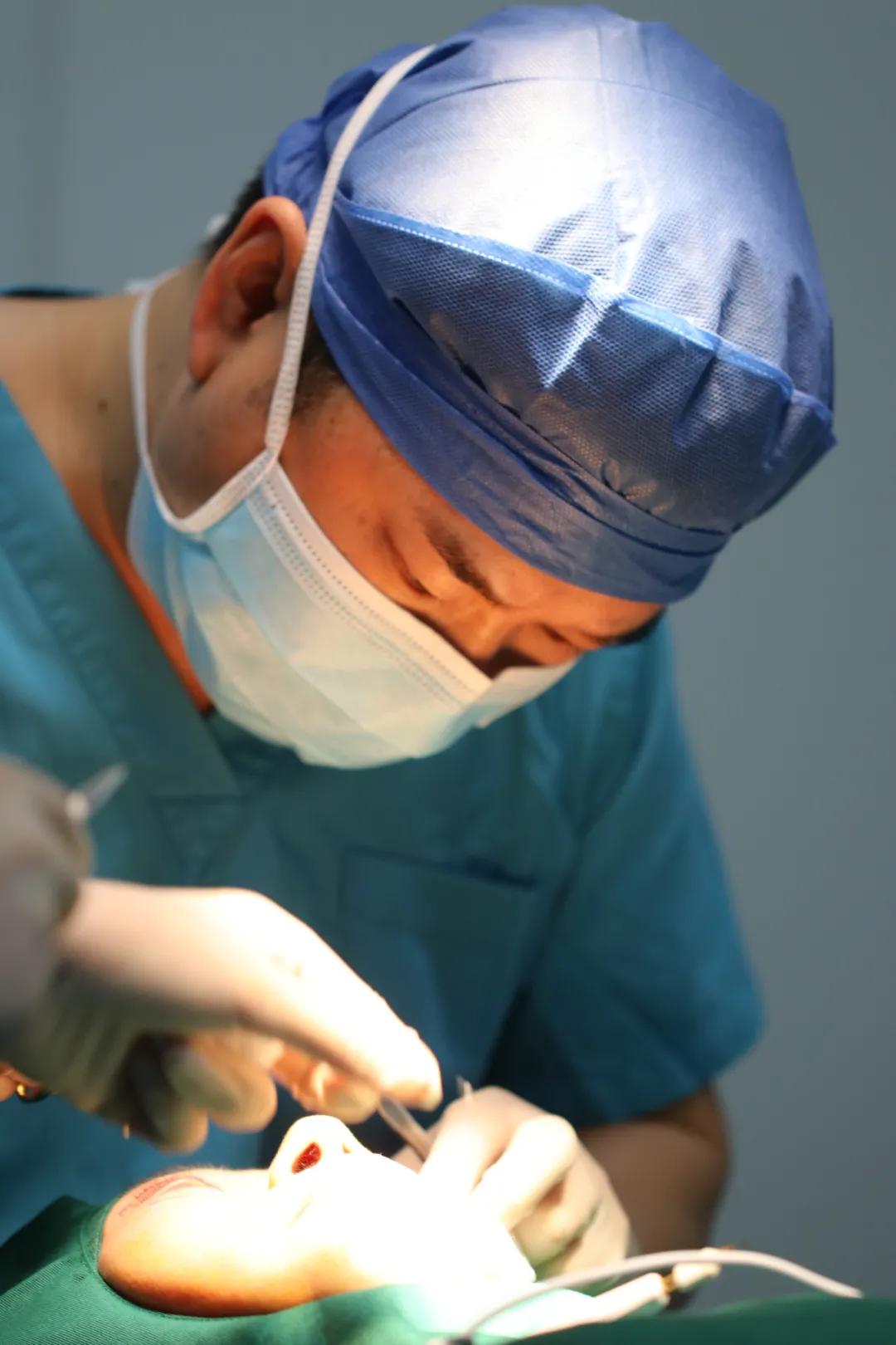 「走进大兴的军大人」赵辉：想做“摘桃子”的整形人