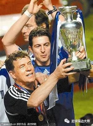 闪耀时足坛群星,群星闪耀时足坛传奇