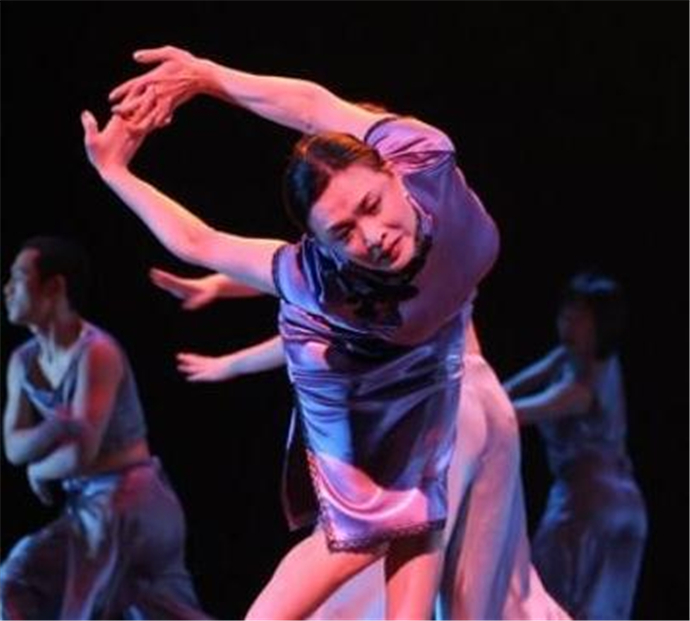 萌视角：中国脸谱讲述不同于西洋假面的浪漫