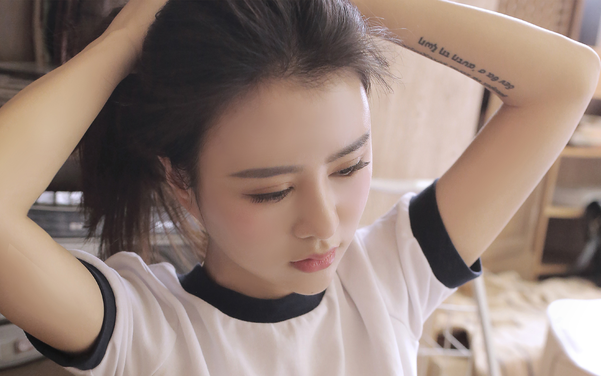 运动服美女图片唯美,女生运动服动漫壁纸