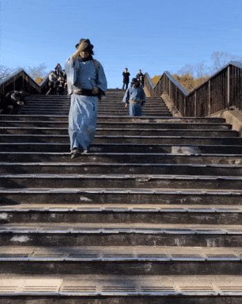 街头捡垃圾的日本武士忍者,日本武士捡垃圾