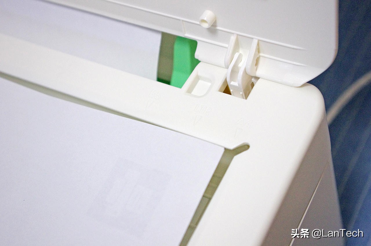 联想小新m7268怎么复印证件,联想小新m7268w打印机wifi怎么打开