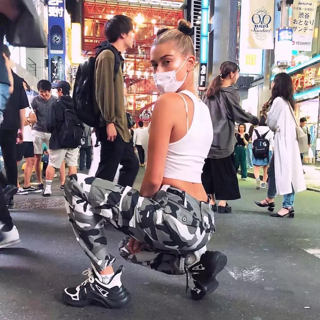 明星们买这个包时，都是“批发”的吗？