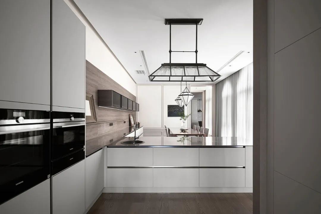 首发|尚层设计：1200㎡独栋别墅，是栖居地，更是精神家园