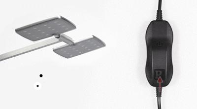 智能护眼有设计感的台灯,用心设计自动调光护眼台灯更智能