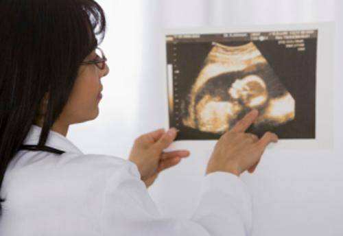 女性20岁生育好吗,女性最佳生育年龄曲线图