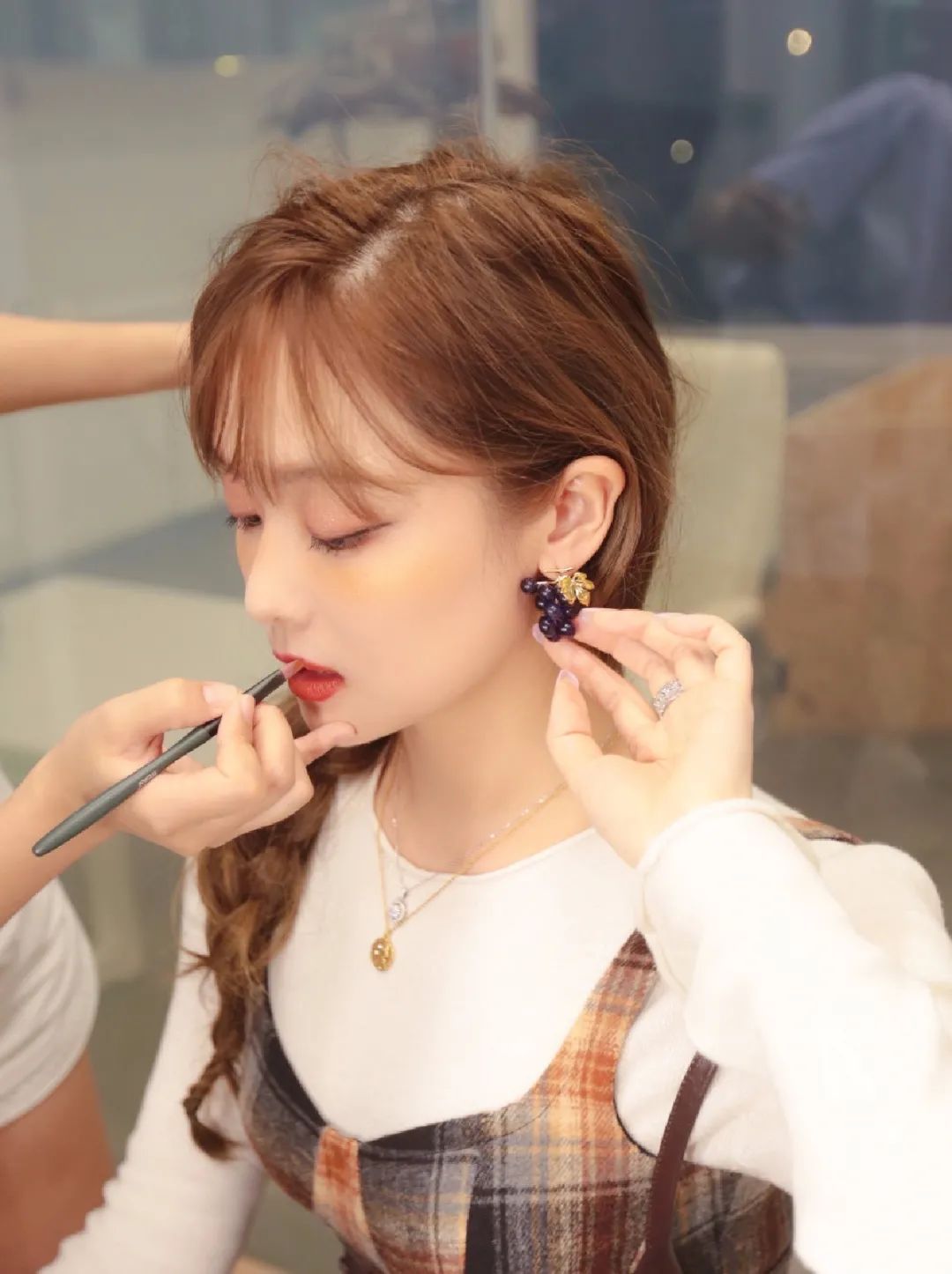 金晨小红绳手链戴哪只手好,金晨同款红绳手链多少钱