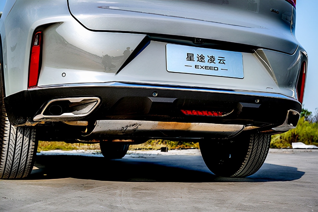 试驾星途凌云400T用自主品牌SUV跑“0-4”是种怎样的体验？