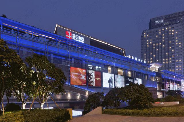 年销售额32亿！一个体育老师打造的商场，在深圳竟火了11年