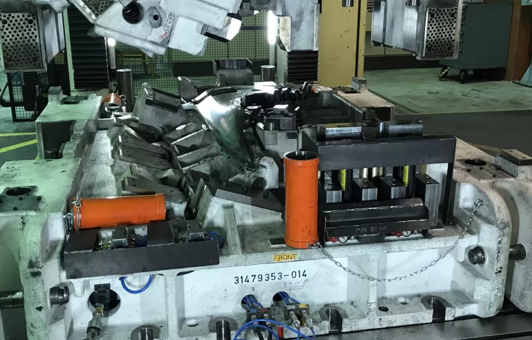 妯″叿璁捐缈昏竟,妯″叿缈昏竟璁捐