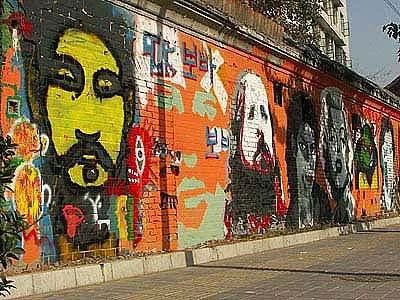 从《壁中精灵》出发，看游戏与现实中的街头涂鸦文化有何区别