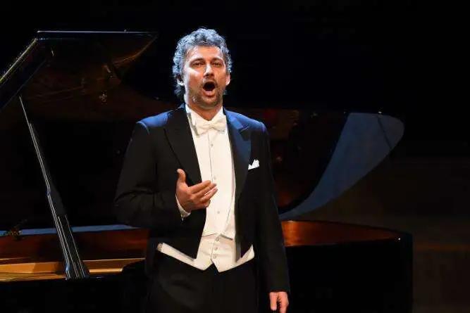 男高音乔纳斯考夫曼奇妙的和谐,德国男高音乔纳斯考夫曼