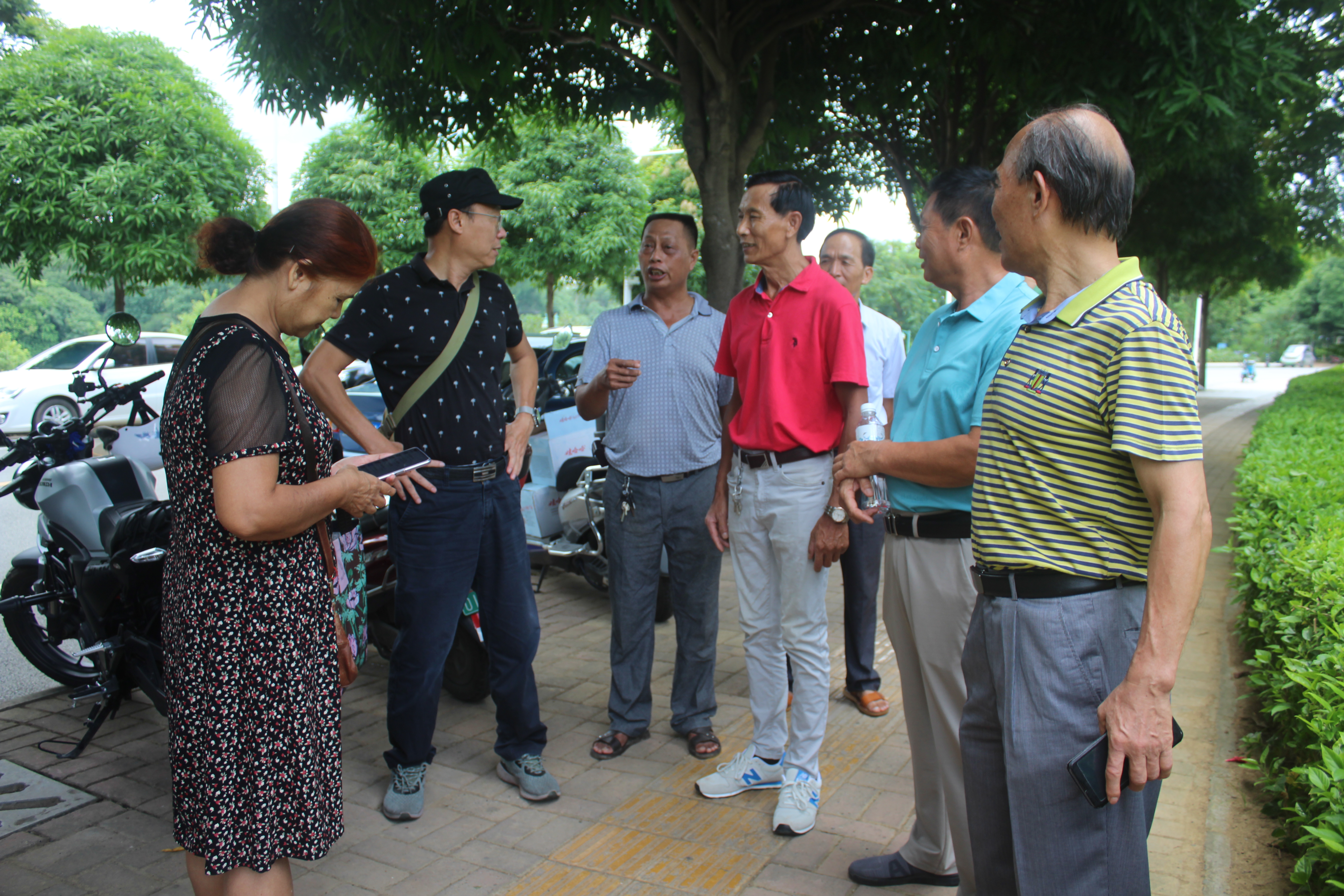 走进广空岁月永恒——地空导弹六团与四五八医院战友庆“八一”