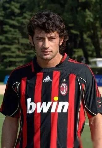 历史上前10名的足球运动员,各个国家著名的足球明星