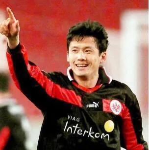 足球杨晨最近新消息,中国5大联赛第一人杨晨