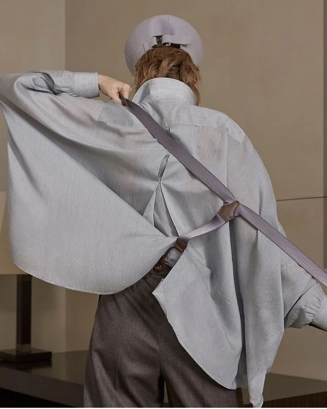 背带裤果然很减龄看起来很少女啊,哪种背带裤既减龄又不过时