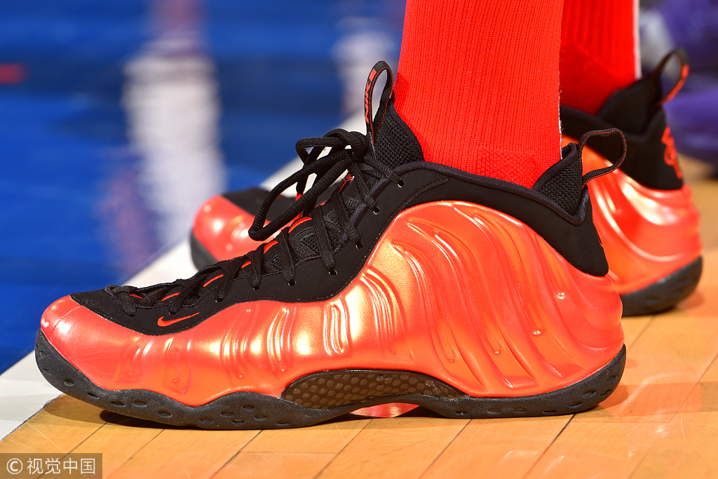 NBA今日球鞋精选：新配色UACurry5来了！库里穿它致敬老爹