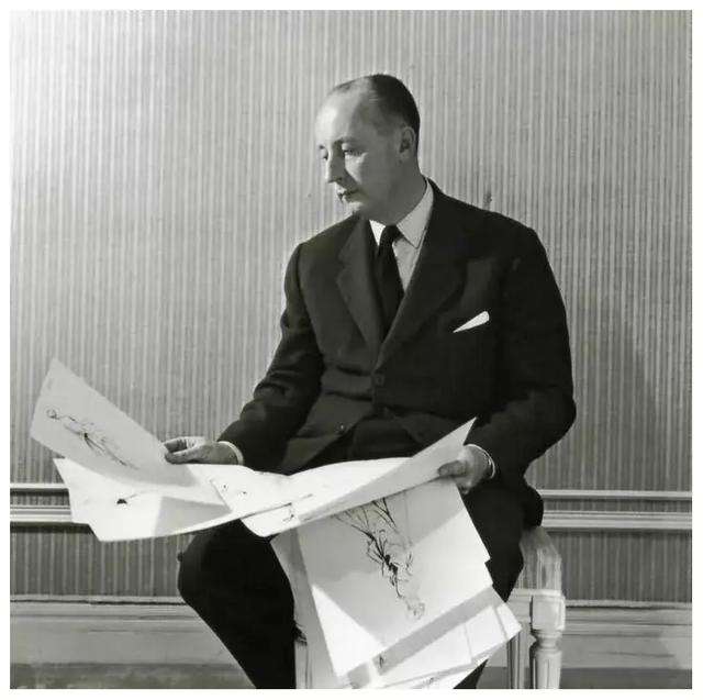 GiulianaCoen夫人与诺贝达时尚王国的75年