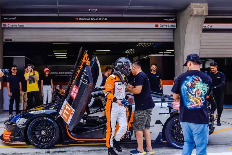 采访韩寒视频,韩寒人物采访