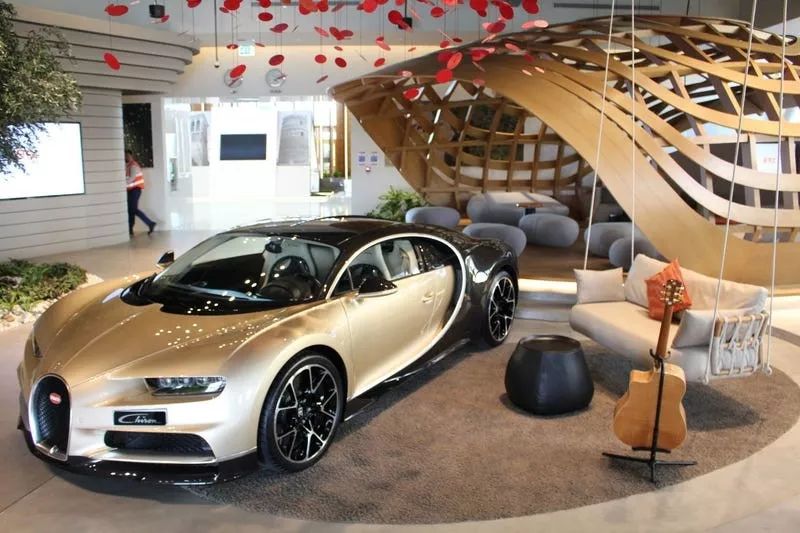 迪拜机场豪华VIP私人候机楼,还可试驾布加迪威龙,简直壕气冲天