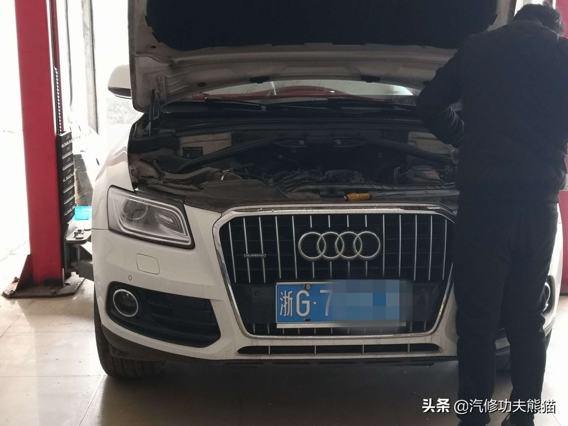 奥迪q53.2自吸发动机烧机油吗,12款奥迪q5发动机烧机油改进