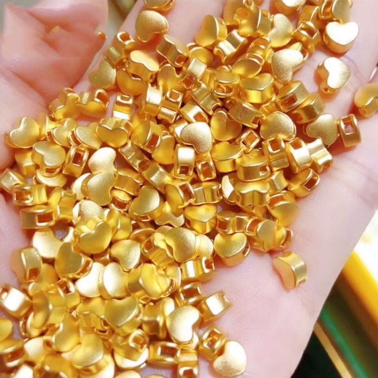 520走心礼物黄金吊坠,周大生黄金转运珠团购