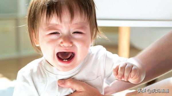 婴儿如何预防痱子湿疹,婴儿如何区别痱子和湿疹