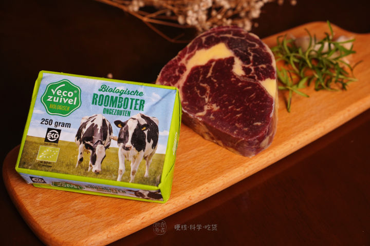 煎牛排大火会糊吗,煎牛排温度高黄油糊了