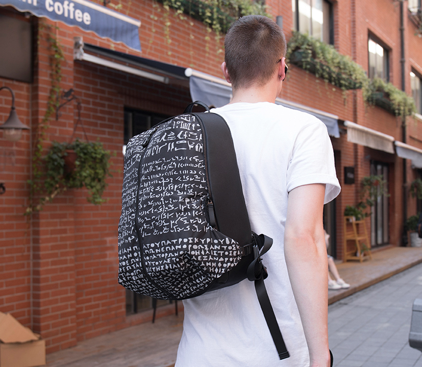 超能装的随身包,超能装收纳包包