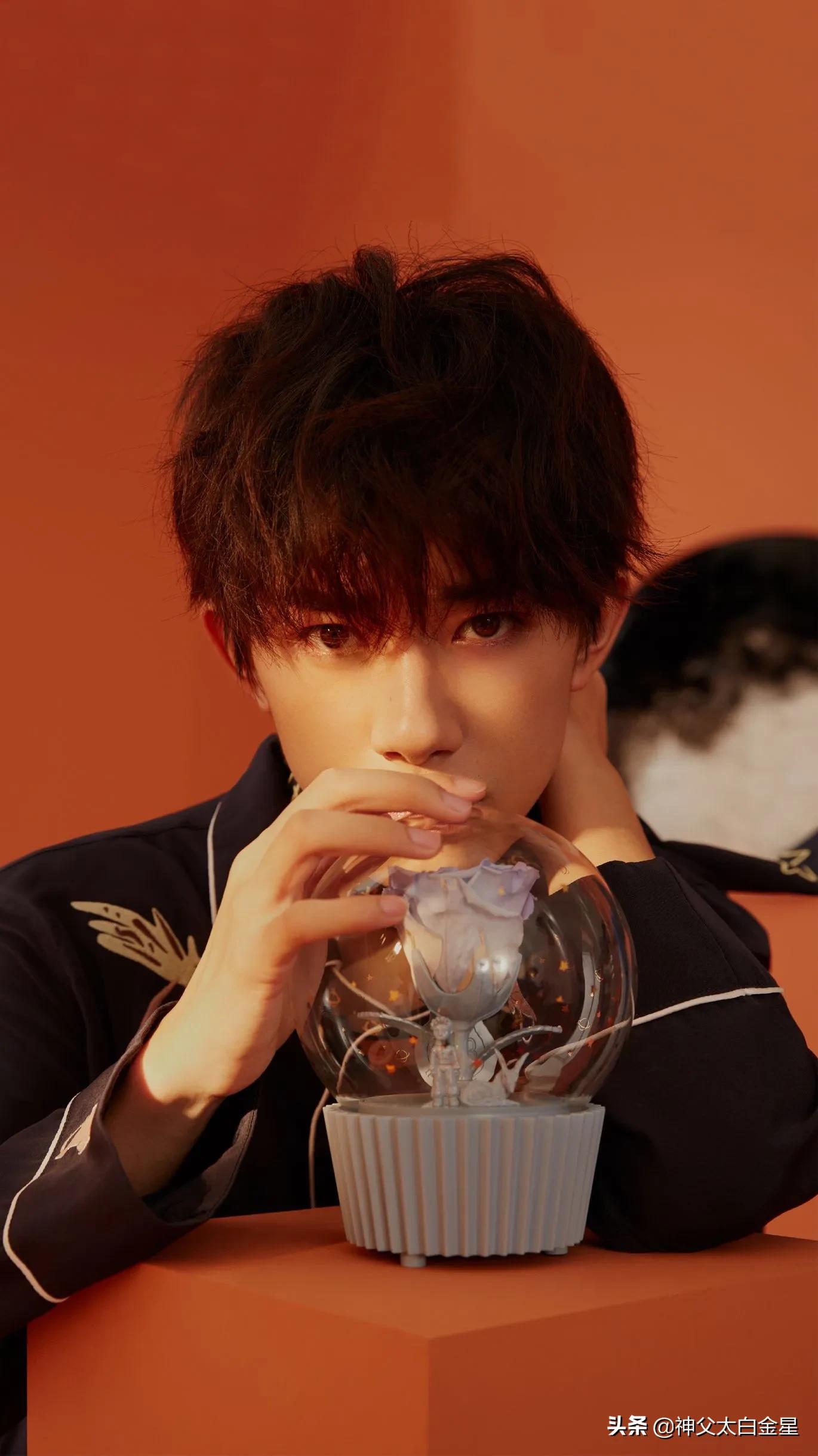 超帅易烊千玺卡点,超帅混剪易烊千玺