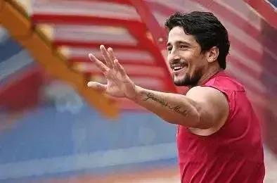 国足小组赛情况,国足中卡之战