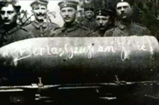 一战德国重炮发射,二战巨炮发射炮弹