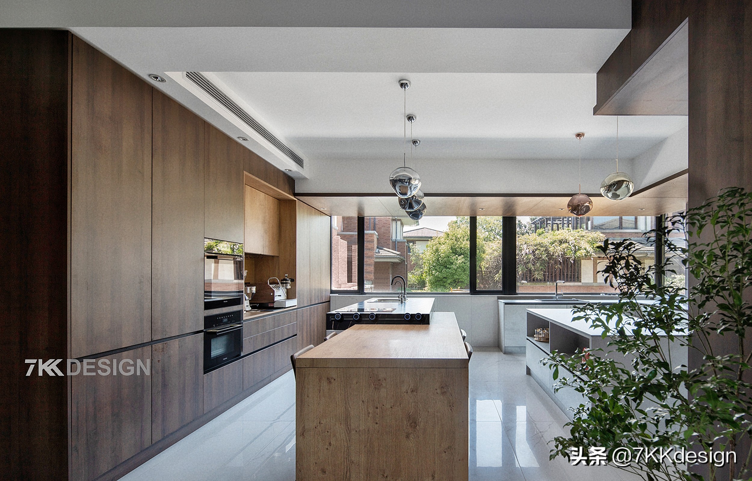 海边联排别墅小院实景现代轻奢,独栋带院子的小别墅年代感