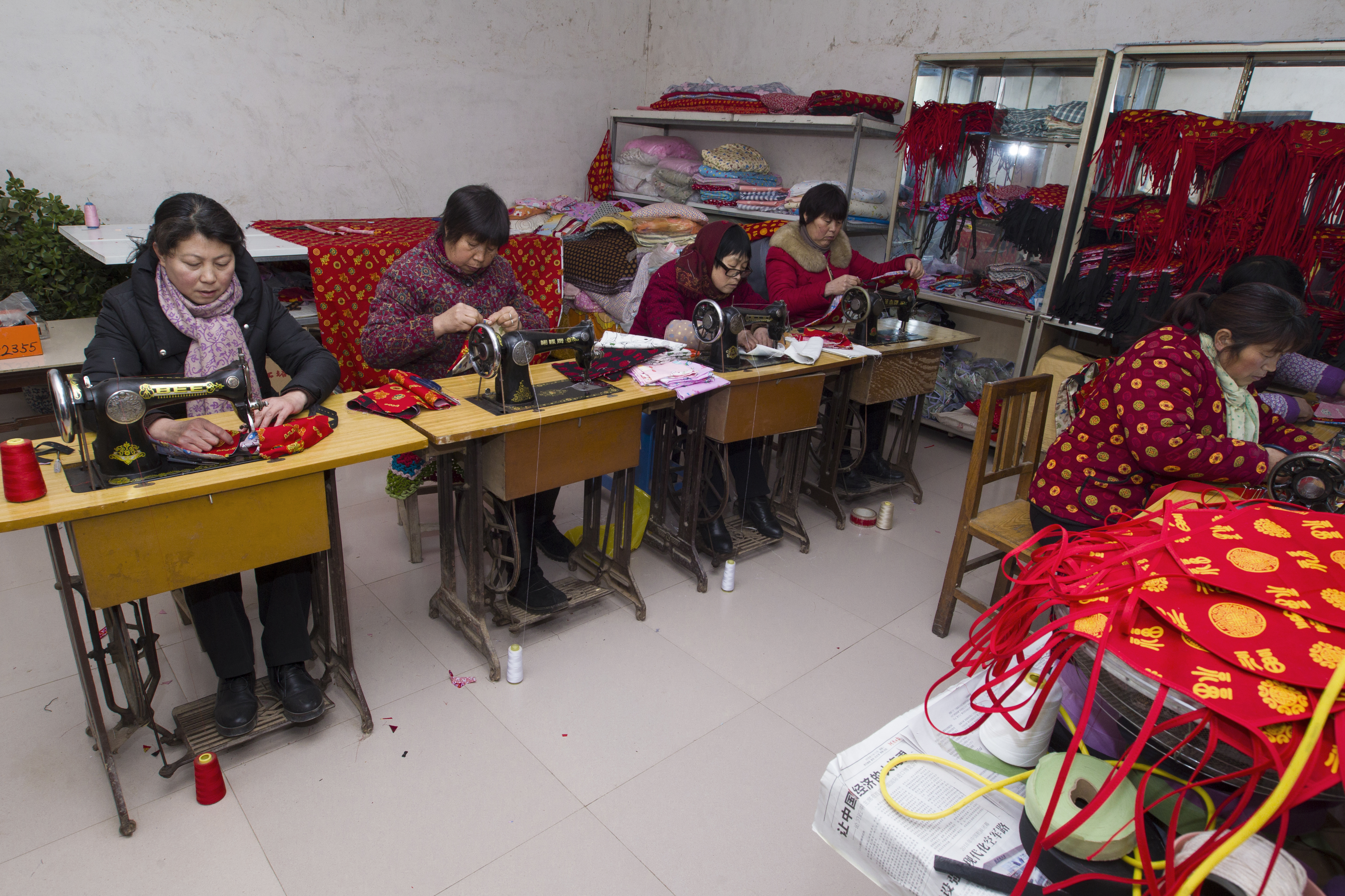 三门峡女孩世界冠军,世界冠军母亲带全村留守女儿就业