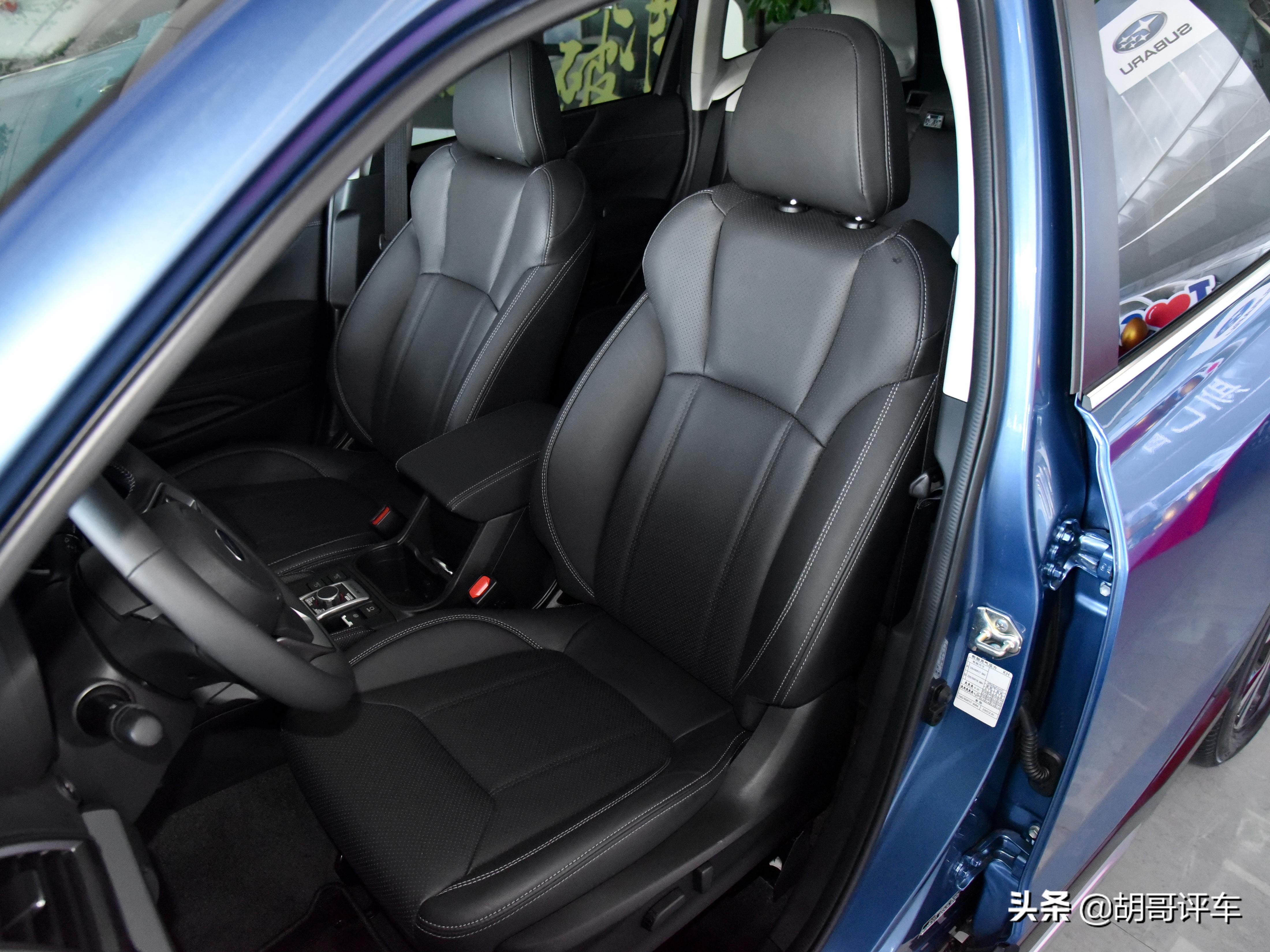 全系水平对置发动机,做工用料很良心,实拍斯巴鲁森林人