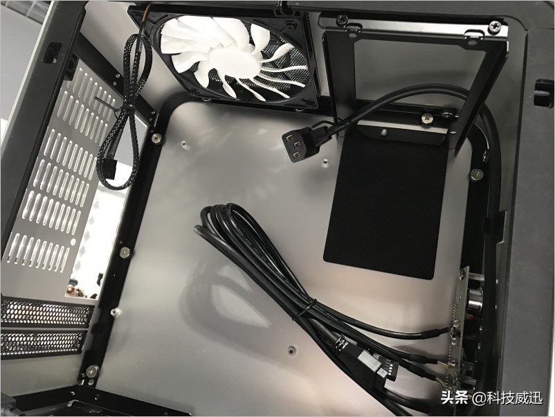 小巧的家用综合主机电脑硬件装机教程迷你静音