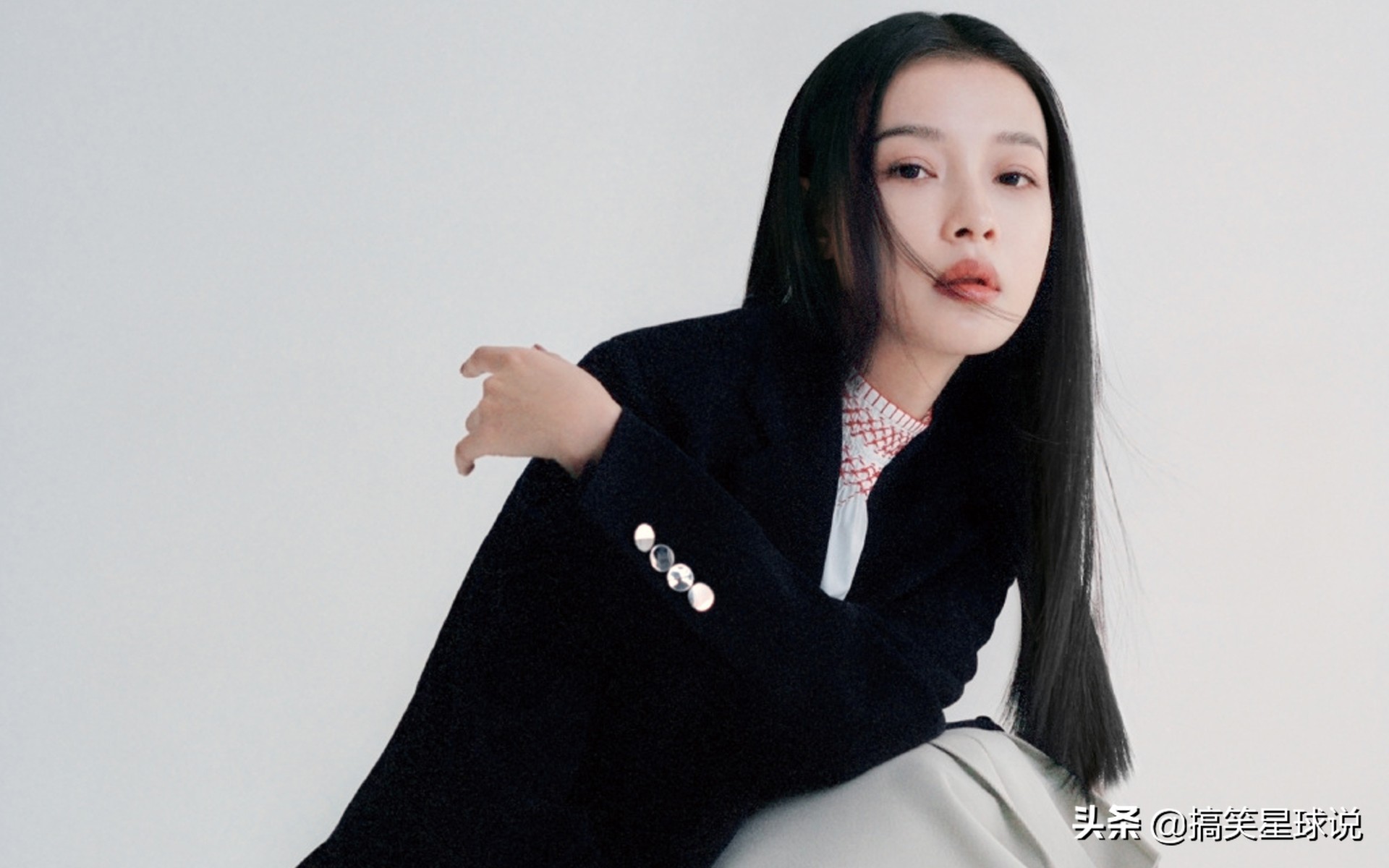 过年单身女孩回家搞笑段子,单人接到电话搞笑段子