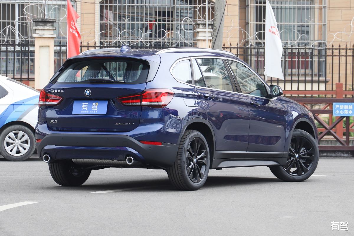 新款宝马x1三缸车主真实感受,2013款宝马x1四缸2.0t值得买吗