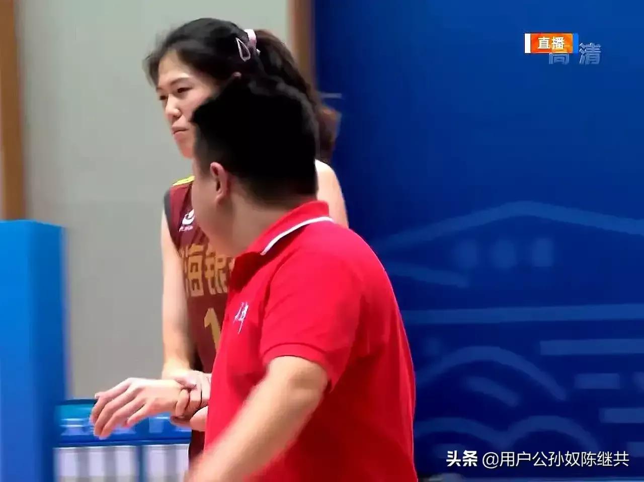 李盈莹受伤视频大全,李盈莹奥运资格赛受伤