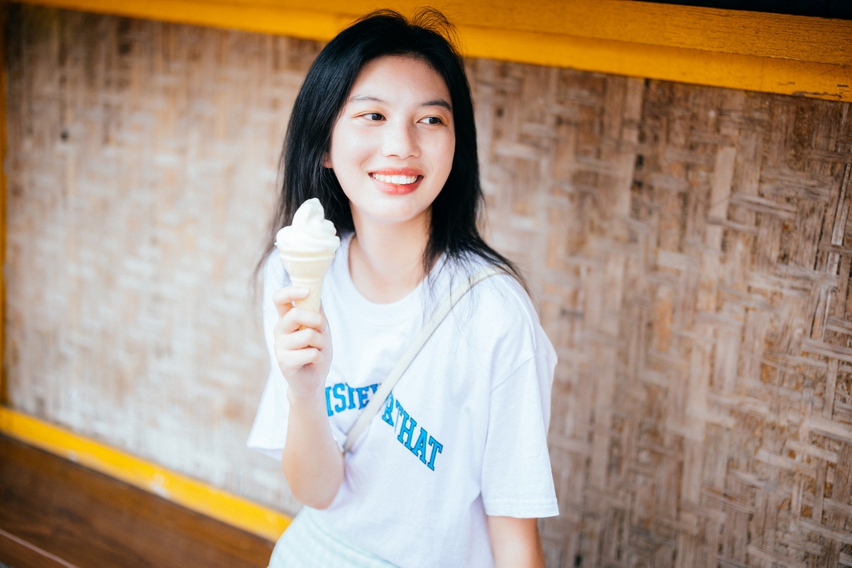 佳能eosr6人像镜头搭配,佳能rf501.2和851.2如何选择