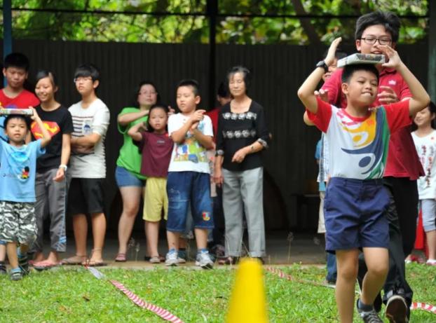 孩子同学弄坏他的东西应如何处理,同学把孩子的东西弄坏丢怎么处理