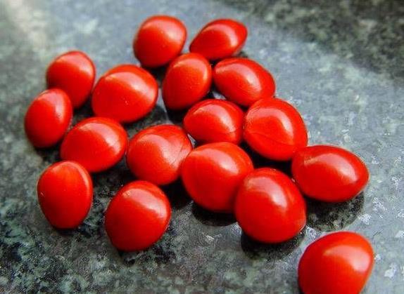 红豆生南国红豆代表什么意思,红豆生南国说的是哪种红豆