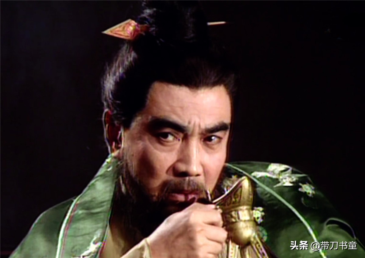 曹操评价奸雄,曹操的深邃眼神