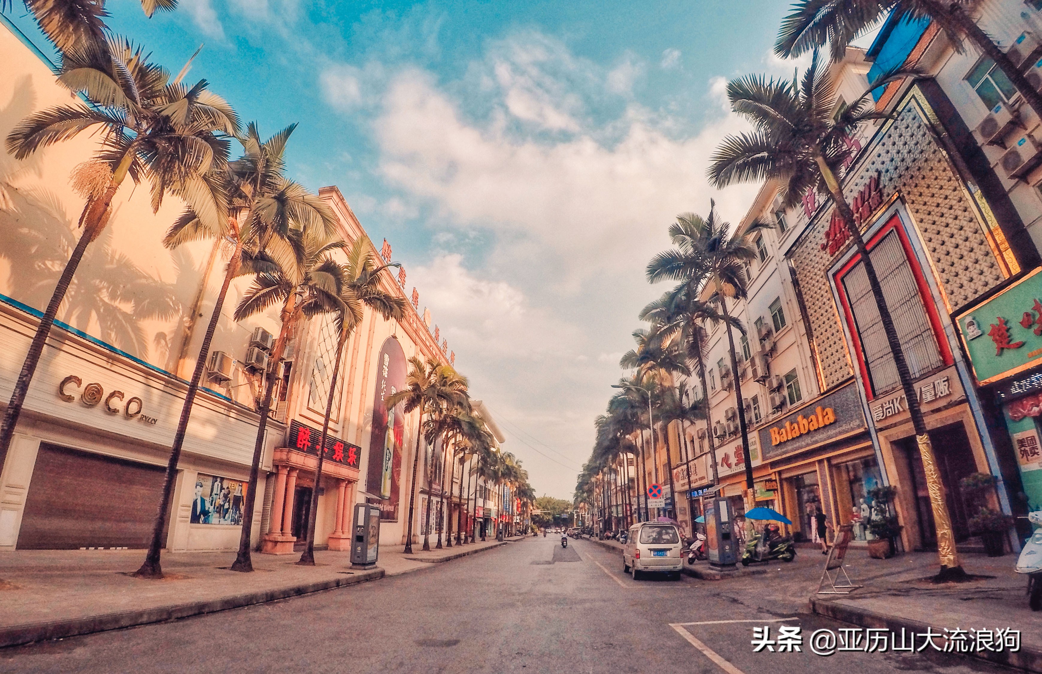 中缅边境的佛寺,旅途中遇到藏区僧人