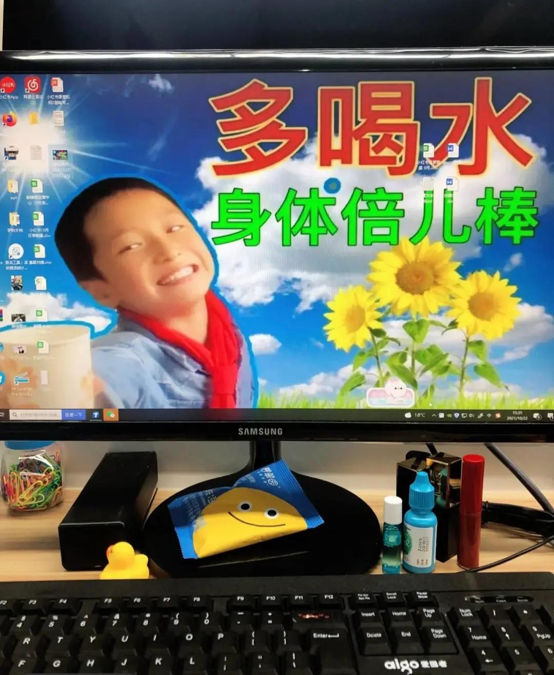 上班族专用电脑桌面,电脑桌面壁纸打工人